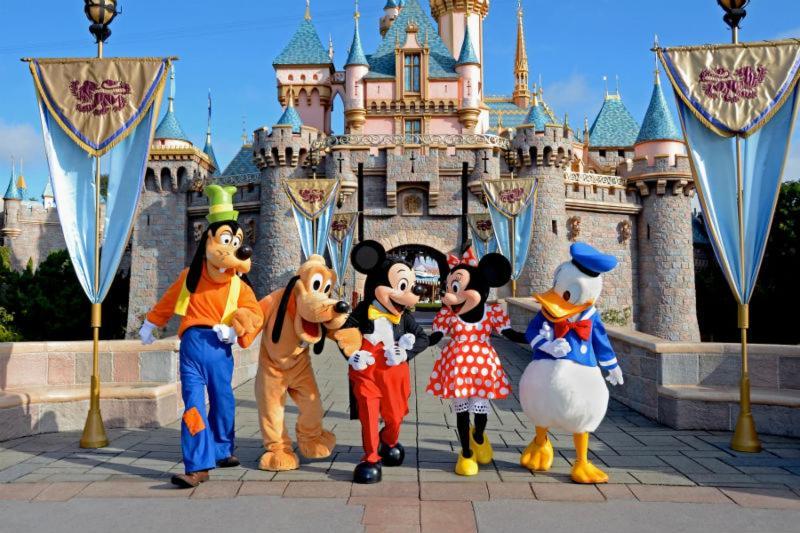 Апартаменты Chic Apart Disneyland With Terrace Бюсси-Сен-Жорж Экстерьер фото